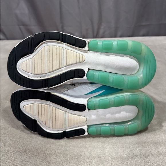 Nike Air Max 270 White and Blue Athletic Shoes - Picture 9 of 10